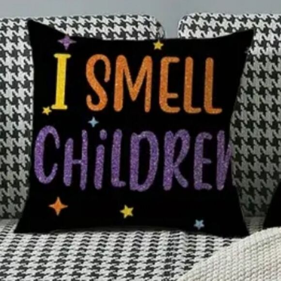 New HOCUS POCUS pillow cover Halloween decorations - Picture 1 of 8